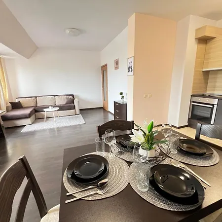 Lazur Aqua Apartman *